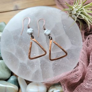 Small Copper Triangles with Freshwater Pearls