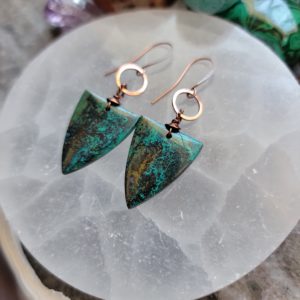Chrysocolla Triangle Slices on Copper Circles