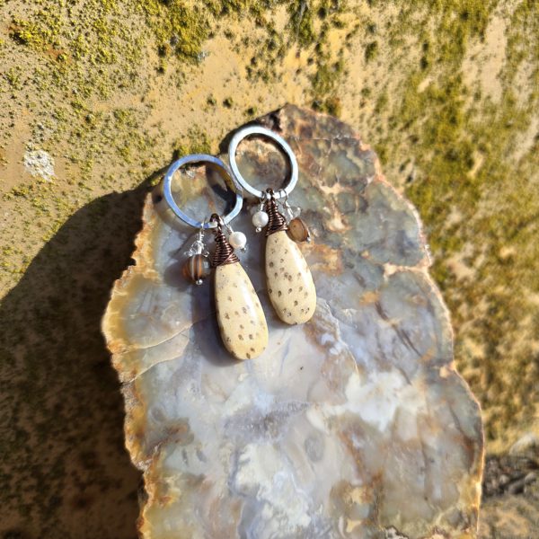 Hard Candy Studs - Coconut