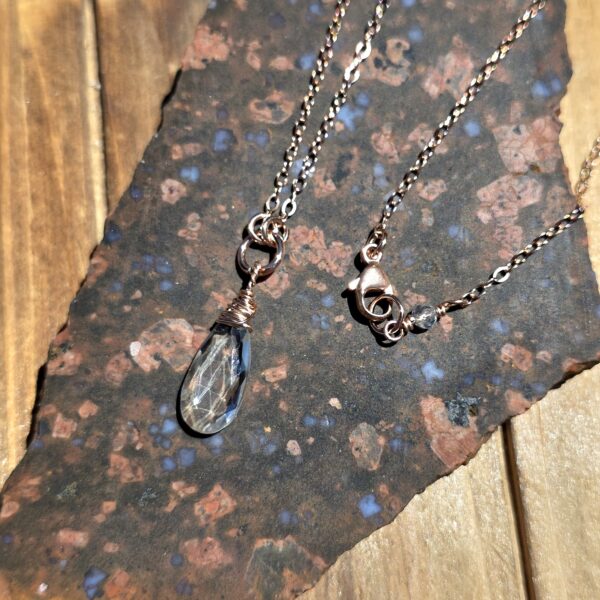 Allure Necklace - Quartz - Image 2