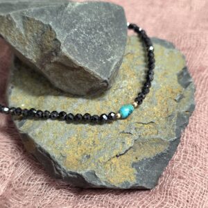 On the Rocks Beaded Necklace - Black Spinel
