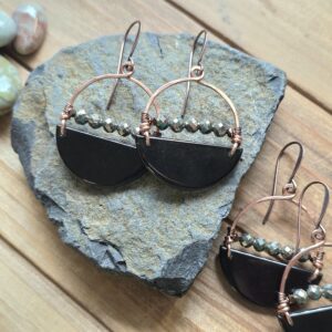 Mini Geo Girl Hoops - Obsidian