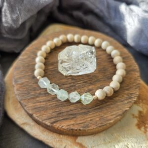 Prehnite & Sandalwood Stretch Bracelet - 7"
