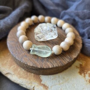 Prehnite Fish & Sandalwood Bracelet - 7"